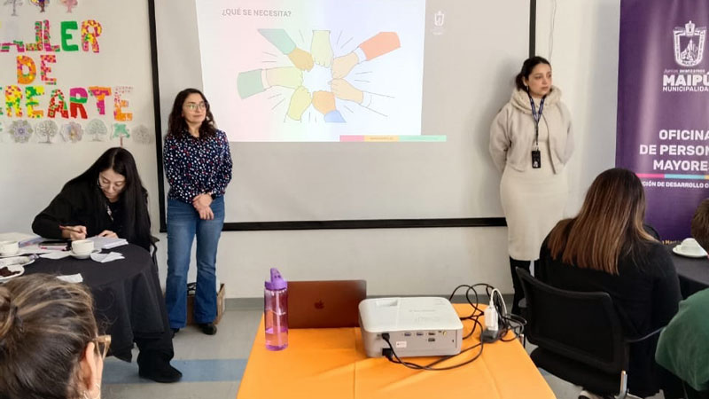 Proyecto Meraki fortaleció redes de apoyo a personas mayores en reunión intersectorial en Maipú