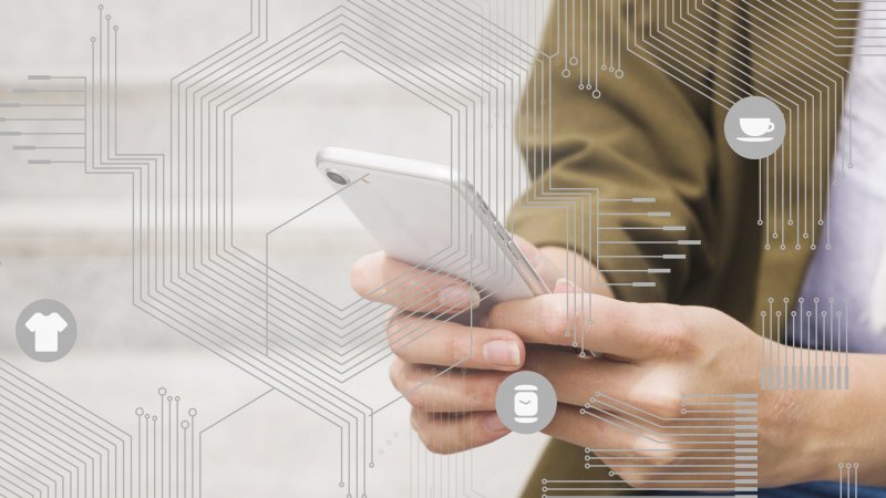 Estudiantes Advance de Ingeniería Comercial publican investigación sobre brecha digital y emprendimiento en Chile