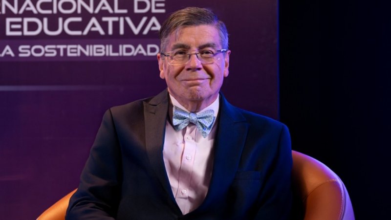 Luis Riveros, decano de la Fegoc, fue entrevistado sobre educación superior en destacado medio Boliviano