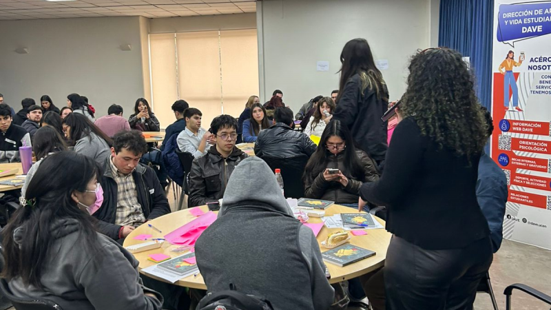 Encuentro de Administración Pública y Ciencia Política impulsó el diálogo intergeneracional gracias a los Fondos Concursables de la DAVE