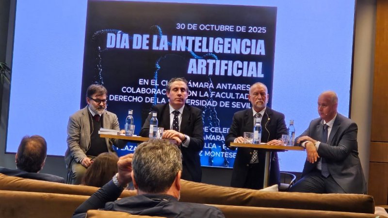 Decano Rafael Pastor participó en la III Semana de la Inteligencia Artificial en la Universidad de Sevilla